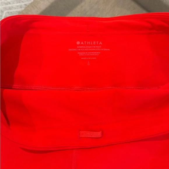 Athleta Interval Stash High Rise 7/8 Legging in Cardinal Size Large - Picture 3 of 7